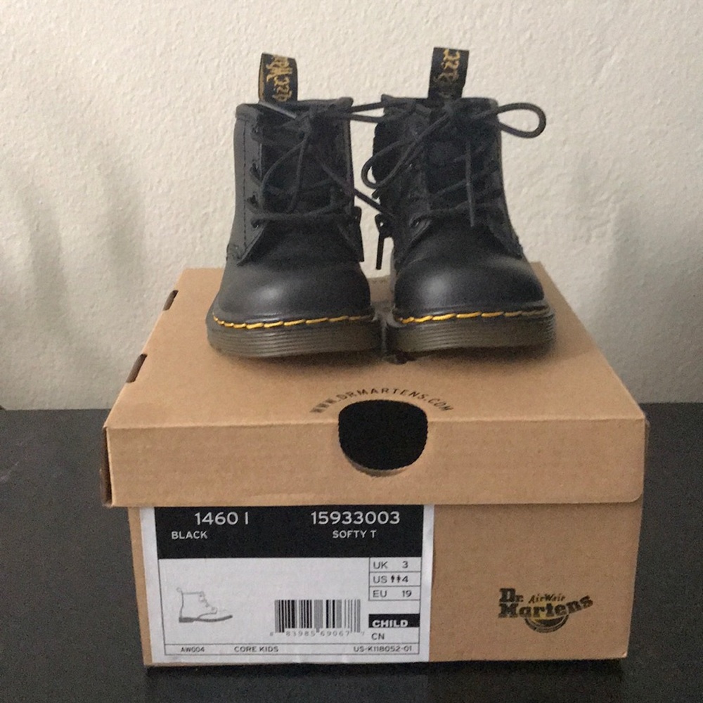 Black Dr.Martens Boots